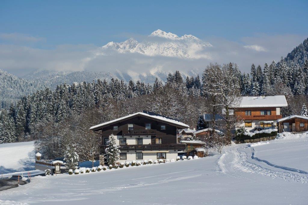 Gaestehaus Hoelzl Іттер Екстер'єр фото